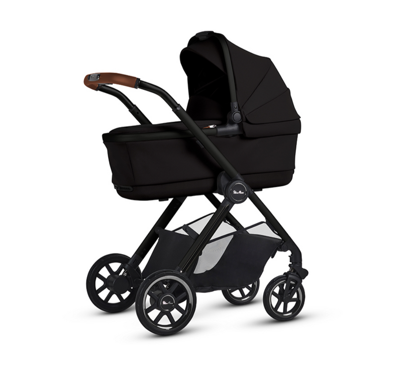 Silver Cross Reef 2 with Carrycot