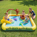 Animal spray pool in outdoor use with adult supervision