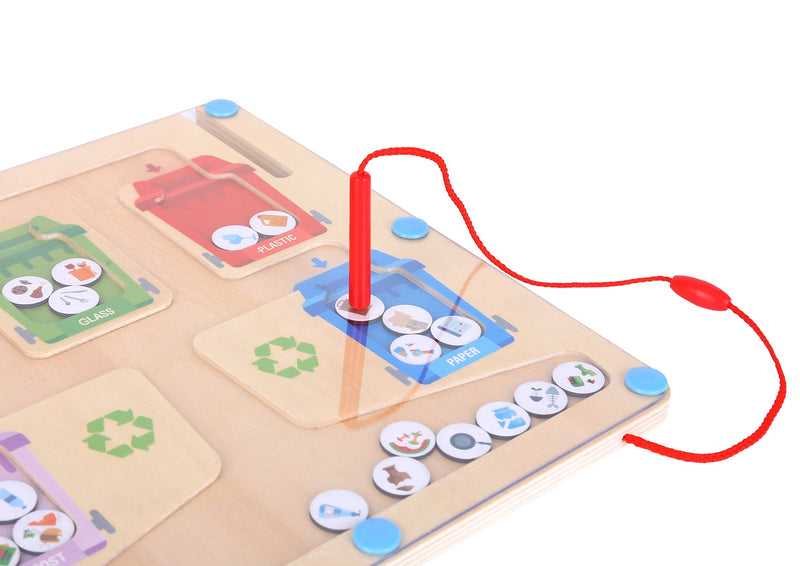 RECYCLING MAZE GAME